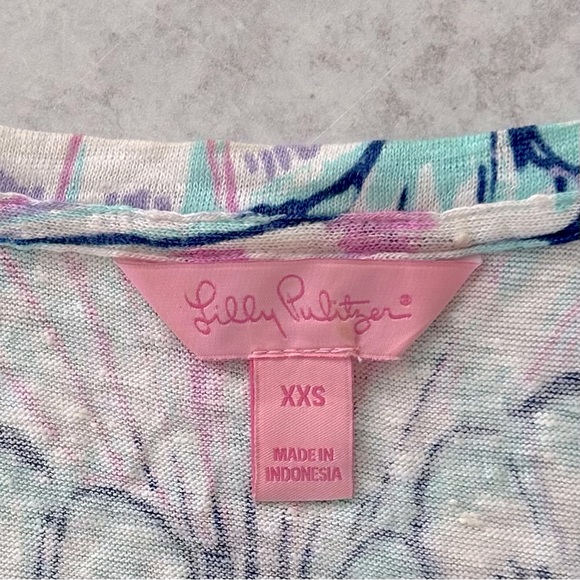 Lilly Pulitzer Inara Linen Short Sleeve Top in Serene Blue Oh Shello Print, XXS - Picture 3 of 9